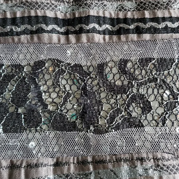 Kay Unger Mettalic Silver Grey Collage Fit and Flare Dress Size 6 Kay Unger Mettalic Silver Grey Collage Fit and Flare Dress Size 6